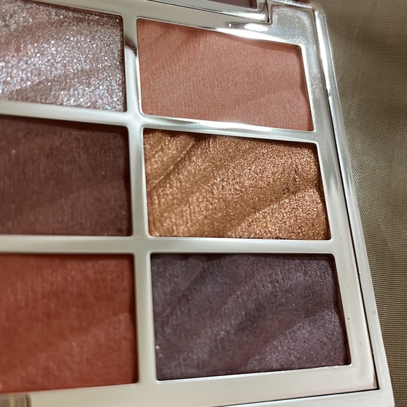 CIATE The Velvet Eye shadow Palette - Picture 4 of 6